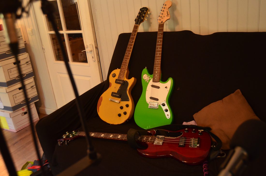 Les guitares de Corine Charbi